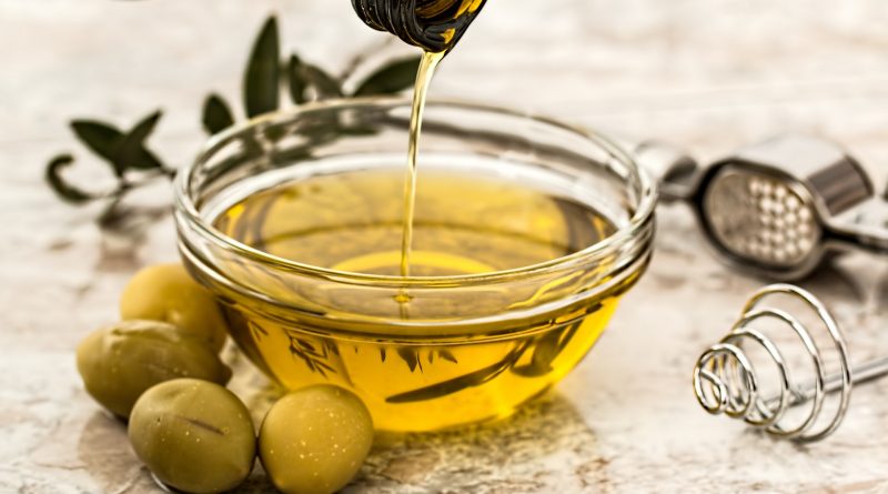 proprietà olio di oliva